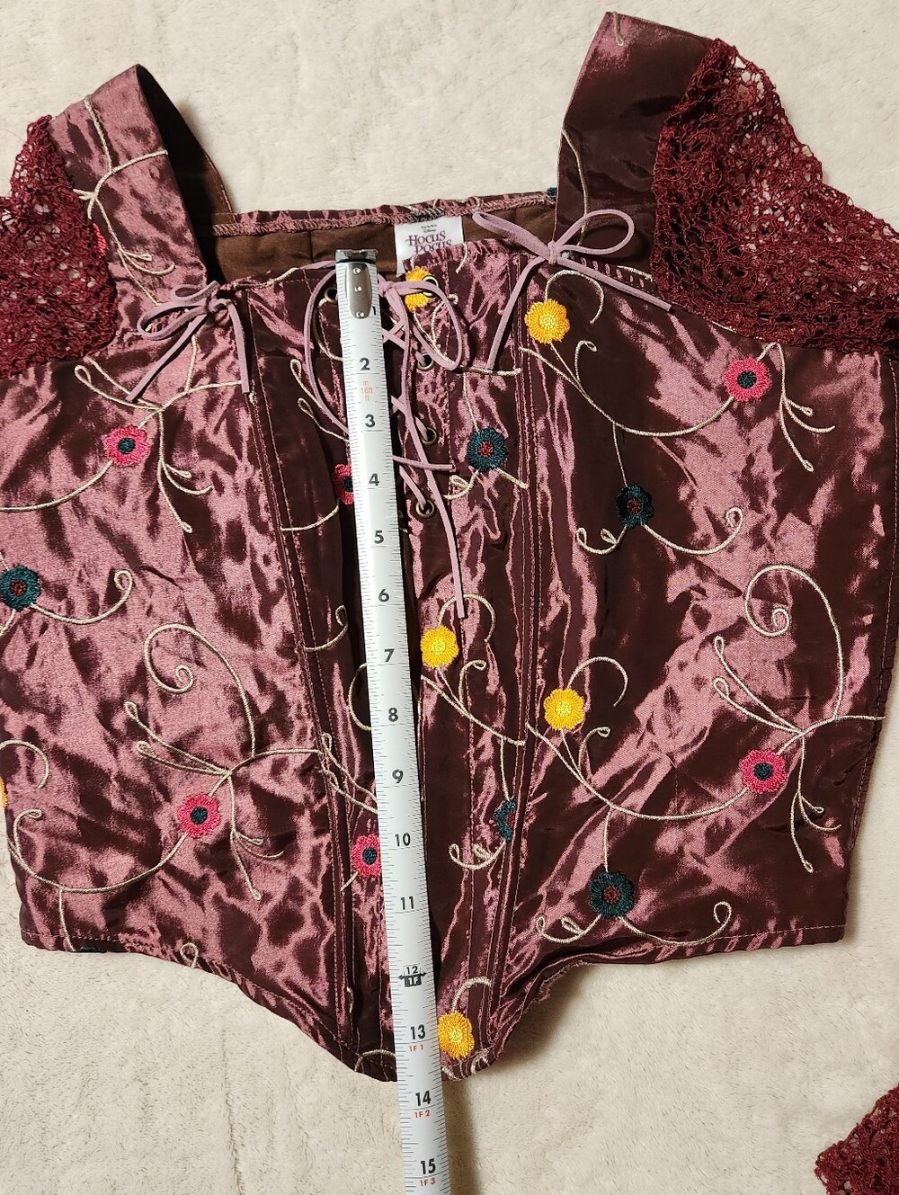Spirit Halloween Signature Collection Hocus Pocus Sarah Sanderson 2pc Costume L - Picture 10 of 13